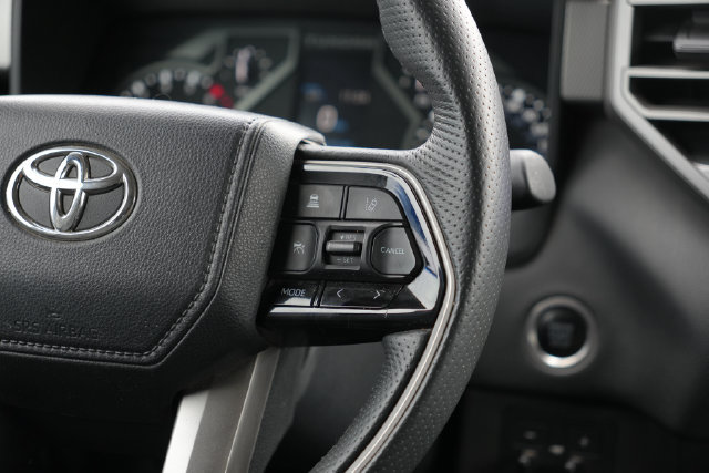 Used 2023 Toyota Tundra Limited w/ Power Package AWD/4WD image 19
