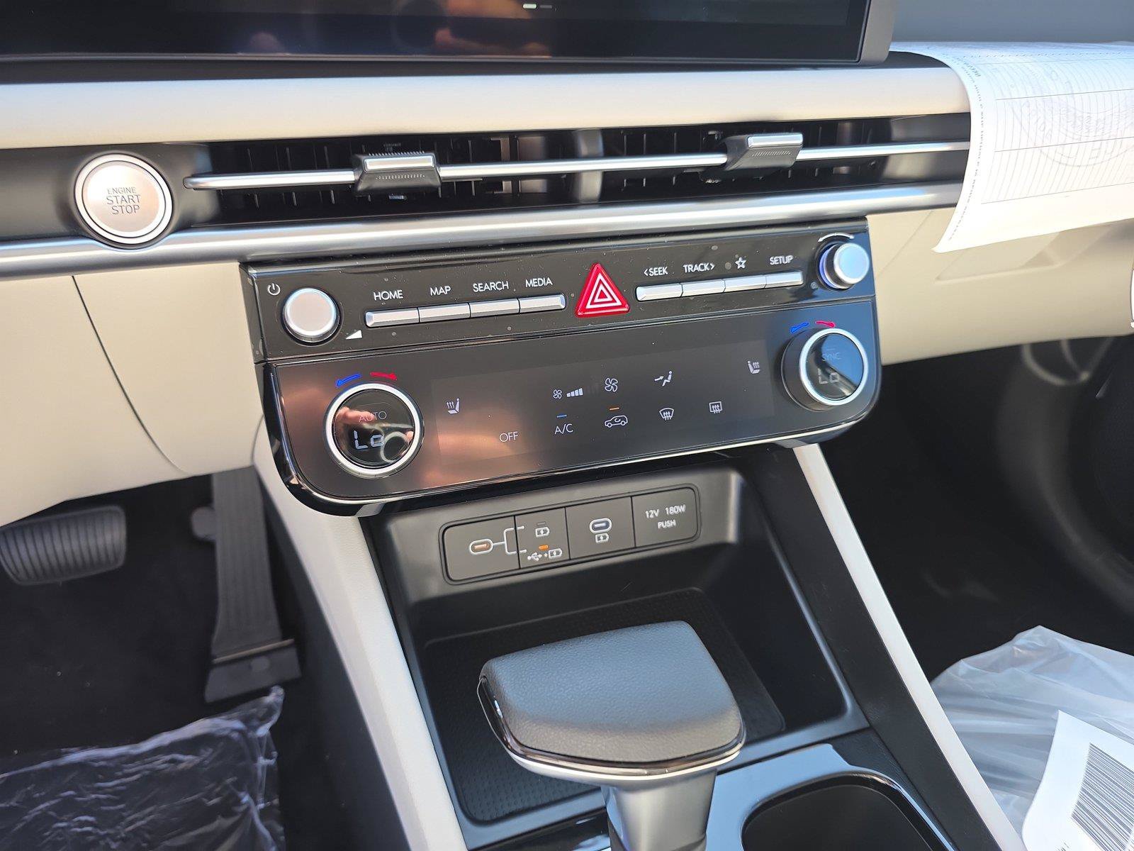 New 2026 Hyundai Tucson SEL AWD/4WD image 17