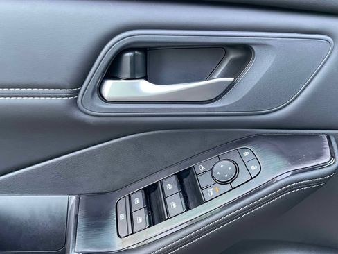 New 2026 Nissan Rogue Dark Armor FWD image 19