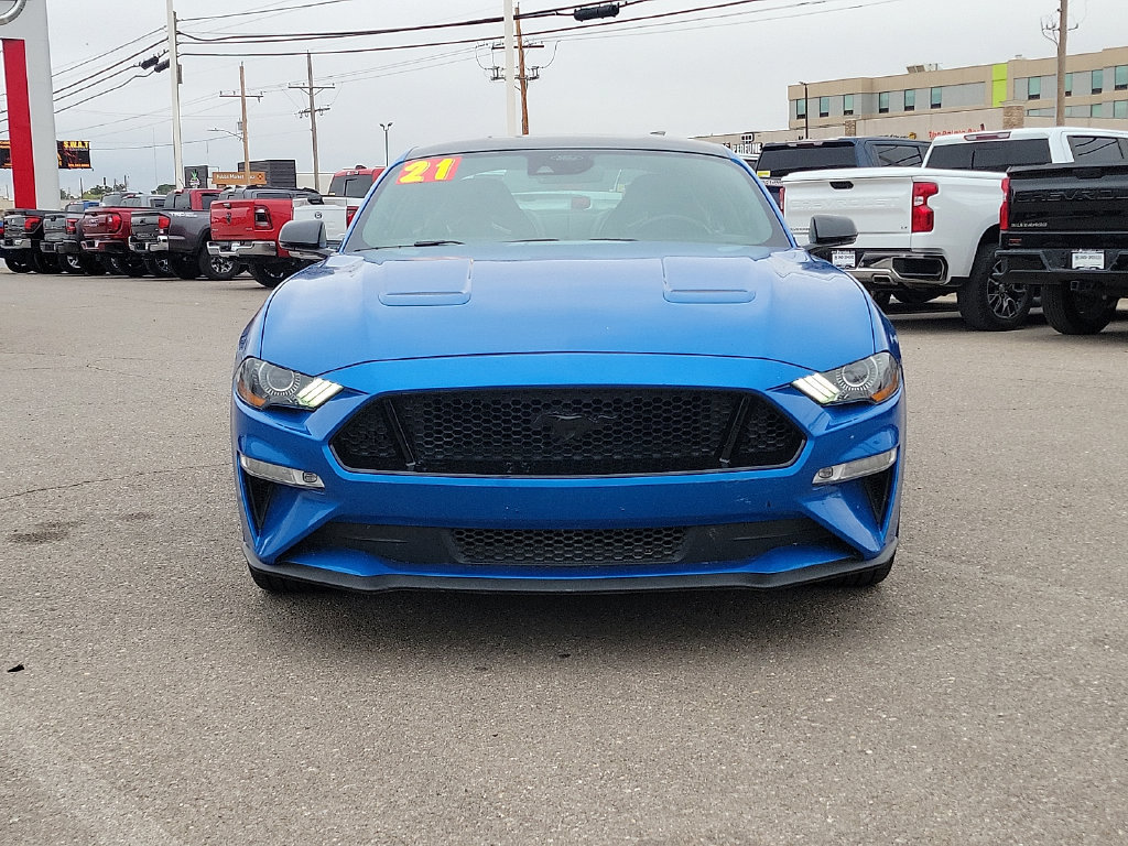 Used 2021 Ford Mustang GT Premium w/ Equipment Group 401A RWD image 3