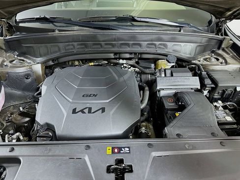 Used 2022 Kia Telluride SX w/ Nightfall Edition Package image 9