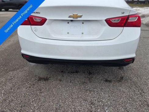 Used 2016 Chevrolet Malibu LT image 17
