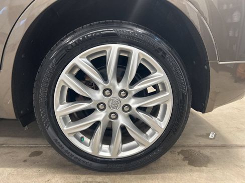Used 2019 Buick Envision Premium AWD/4WD image 16