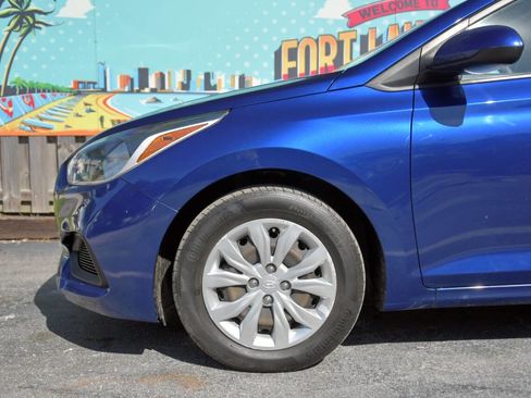 Used 2019 Hyundai Accent SE image 10