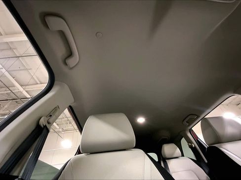 Used 2025 Honda CR-V LX image 13