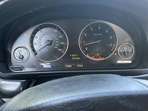 Used 2011 BMW 528i Sedan RWD image 33
