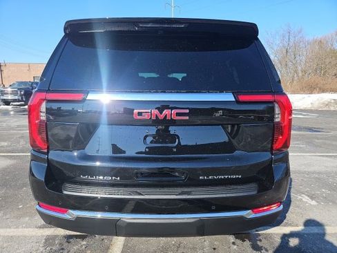 New 2026 GMC Yukon XL Elevation image 3
