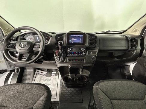 Used 2024 RAM ProMaster 2500 w/ Convenience Group FWD image 15