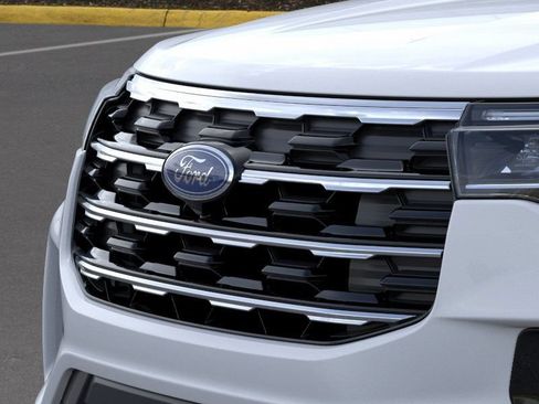 Used 2026 Ford Explorer Active w/ Active Comfort Package AWD/4WD image 22