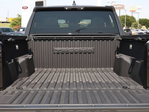 Used 2025 Toyota Tacoma SR RWD image 31