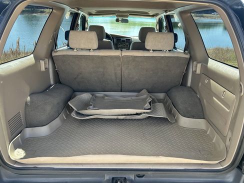 Used 2000 Toyota 4Runner SR5 image 35