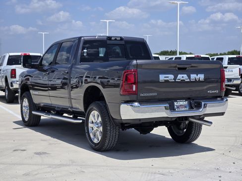 New 2026 RAM 2500 Laramie AWD/4WD image 5