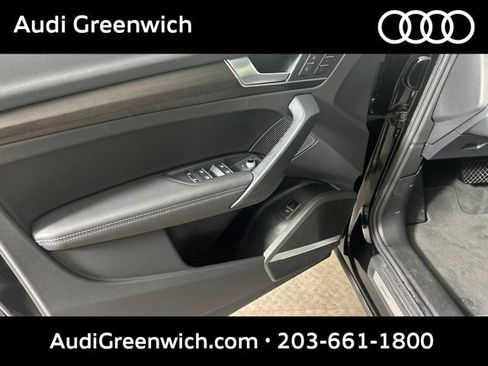 Used 2023 Audi Q5 2.0T Premium Plus w/ Premium Plus Package AWD/4WD image 19