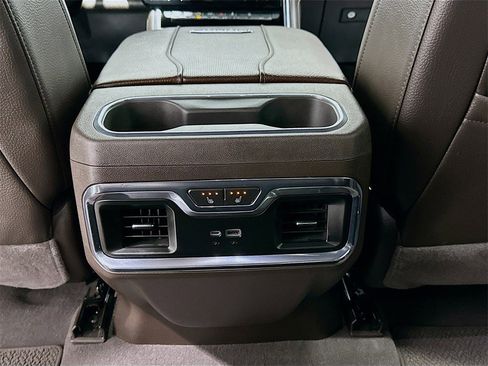 Certified 2024 GMC Sierra 2500 Denali w/ Denali Reserve Package image 26