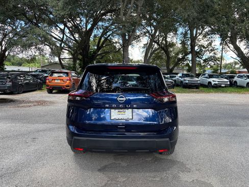 Used 2025 Nissan Rogue SV FWD image 15