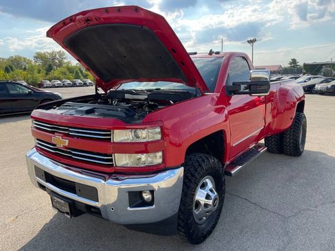 Used 2015 Chevrolet Silverado 3500 LT w/ LT Convenience Package image 39