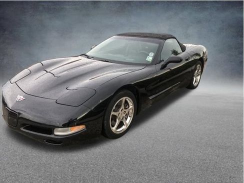 Used 2003 Chevrolet Corvette Convertible w/ Preferred Equipment Group1 RWD image 4
