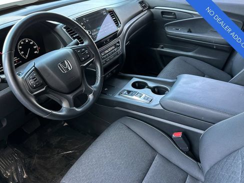 Certified 2025 Honda Ridgeline Sport image 10