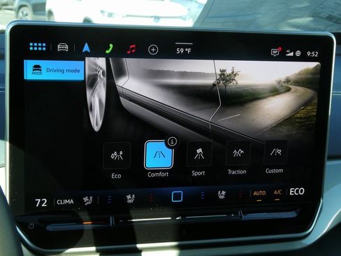 New 2025 Volkswagen ID.4 Pro S image 40