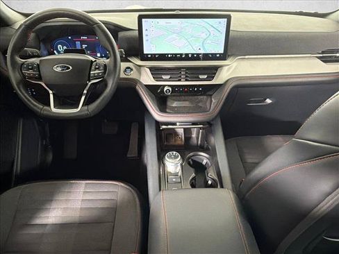 Used 2025 Ford Explorer ST-Line AWD/4WD image 24