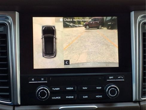 Used 2017 Porsche Macan S AWD/4WD image 16