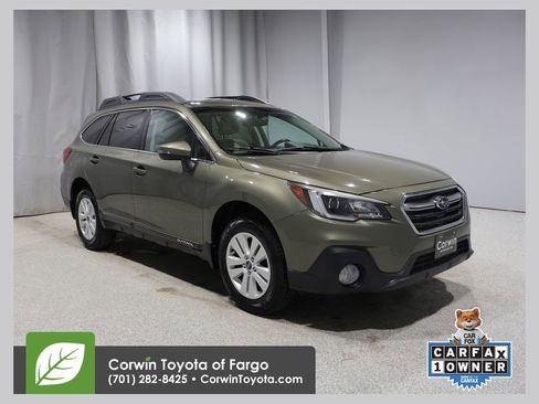 Used 2018 Subaru Outback 2.5i Premium image 1