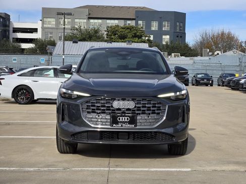 Used 2025 Audi Q5 Premium Plus AWD/4WD image 4