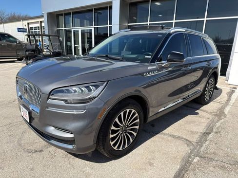 Used 2023 Lincoln Aviator Reserve w/ Equipment Group 201A image 3