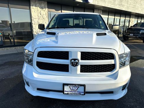 Used 2023 RAM 1500 Express w/ Wheel & Sound Group image 10