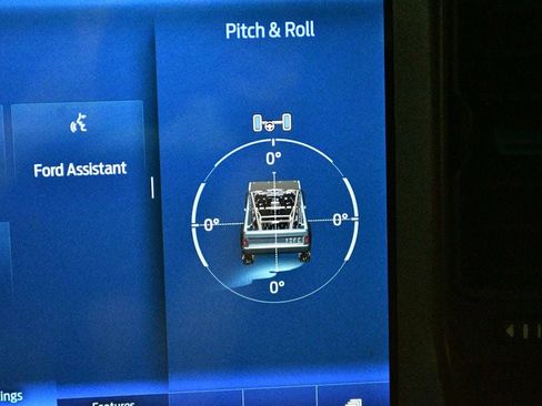 Used 2024 Ford Bronco Black Diamond image 57