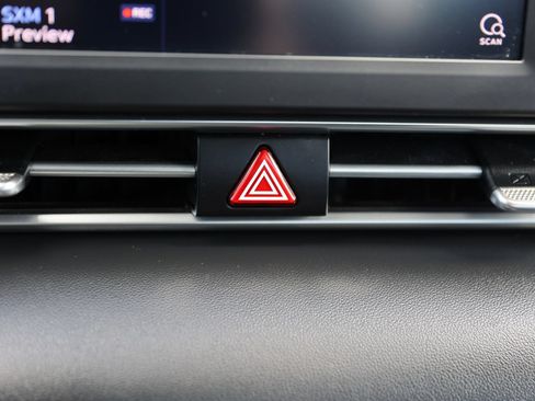 Certified 2023 Hyundai Elantra SEL FWD image 21