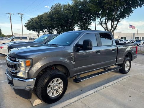 Used 2021 Ford F250 XL w/ STX Appearance Package AWD/4WD image 2