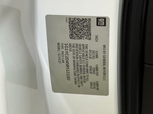 Used 2024 Chevrolet Corvette Stingray Premium Cpe w/ Stealth Interior Trim Package RWD image 19