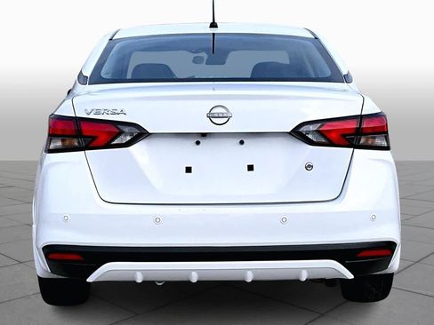 Used 2025 Nissan Versa S w/ S Plus Package image 5