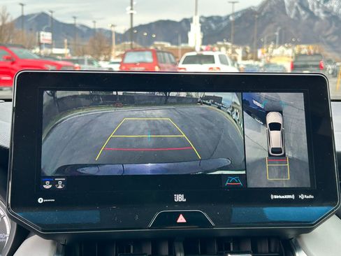 Certified 2021 Toyota Venza Limited w/ Advanced Technology Package image 20