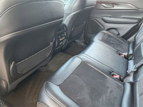 Used 2023 Jeep Grand Cherokee Altitude image 27