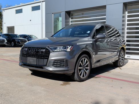 Certified 2024 Audi Q7 2.0T Premium Plus image 5