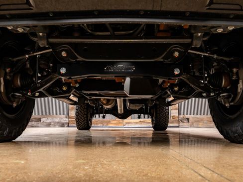 Used 2025 Chevrolet Silverado 2500 ZR2 image 15