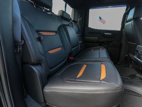 Used 2021 GMC Sierra 1500 AT4 w/ AT4 Premium Package AWD/4WD image 27