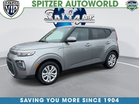 Certified 2022 Kia Soul LX w/ Technology Package image 4