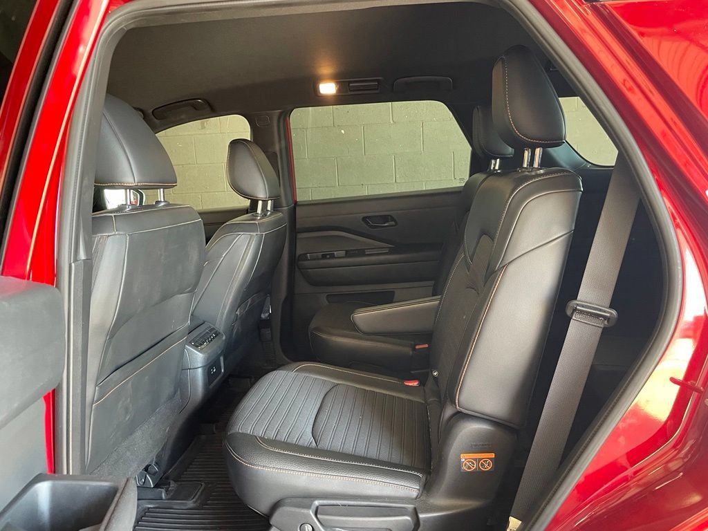 Certified 2024 Nissan Pathfinder Rock Creek AWD/4WD image 16