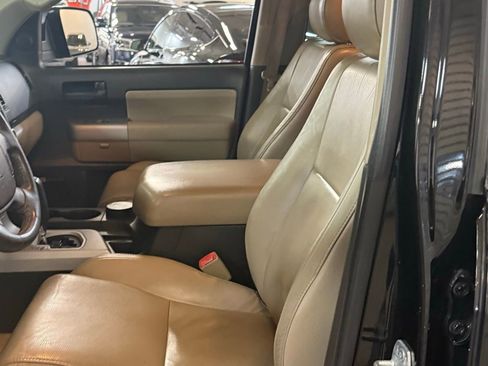 Used 2008 Toyota Sequoia SR5 image 20