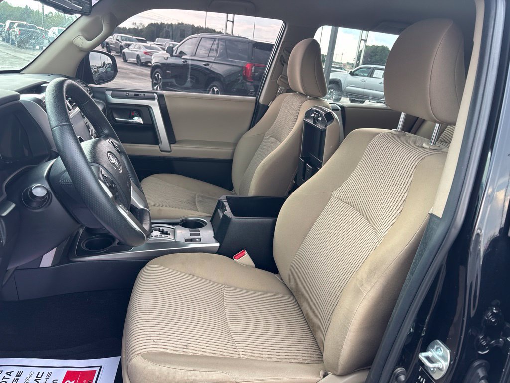 Used 2022 Toyota 4Runner SR5 AWD/4WD image 19