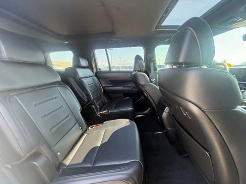 Used 2025 Hyundai Santa Fe Calligraphy AWD/4WD image 14