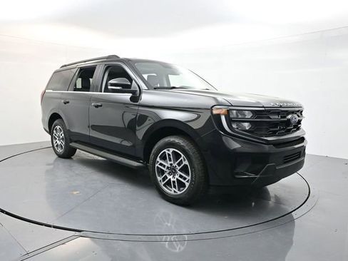 New 2026 Ford Expedition Active image 1