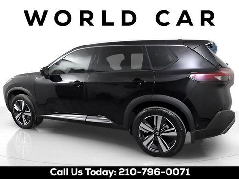 Used 2023 Nissan Rogue SL w/ SL Premium Package image 17