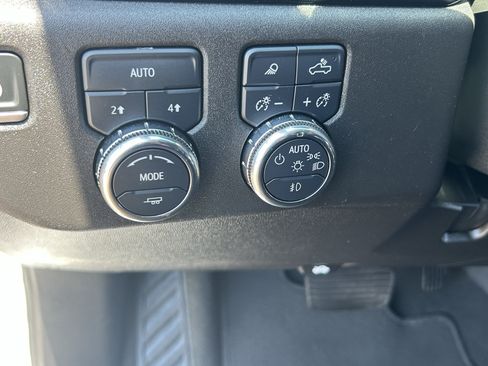 Certified 2025 GMC Sierra 1500 SLT AWD/4WD image 29