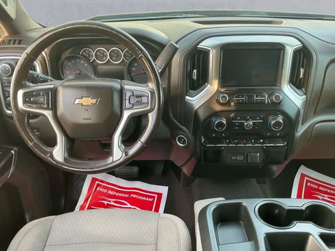 Used 2019 Chevrolet Silverado 1500 LT w/ Convenience Package image 16