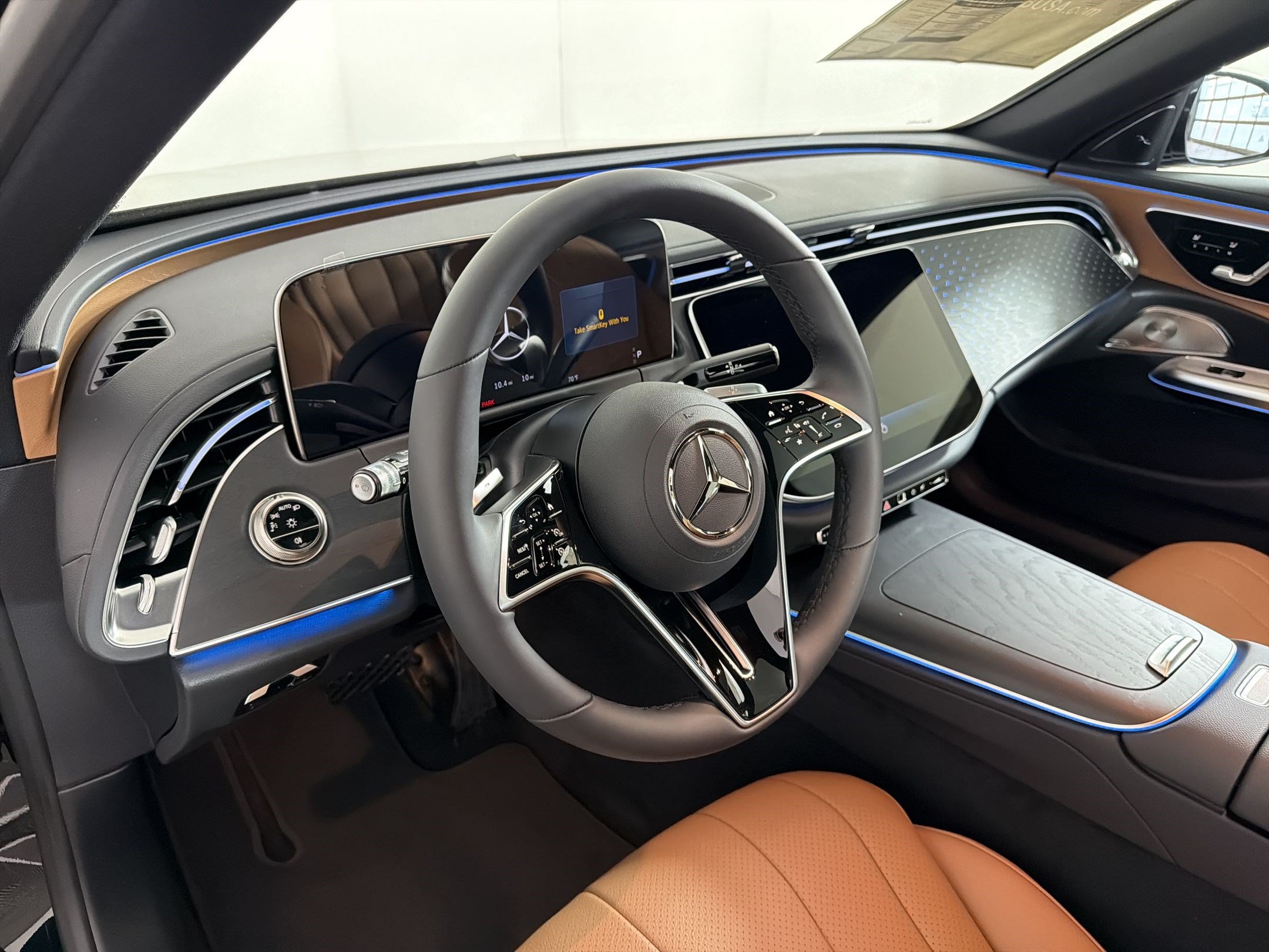 Certified 2026 Mercedes-Benz E 350 4MATIC Sedan image 4