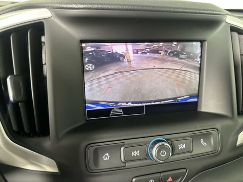 Used 2023 GMC Terrain SLE w/ Driver Convenience Package FWD image 17